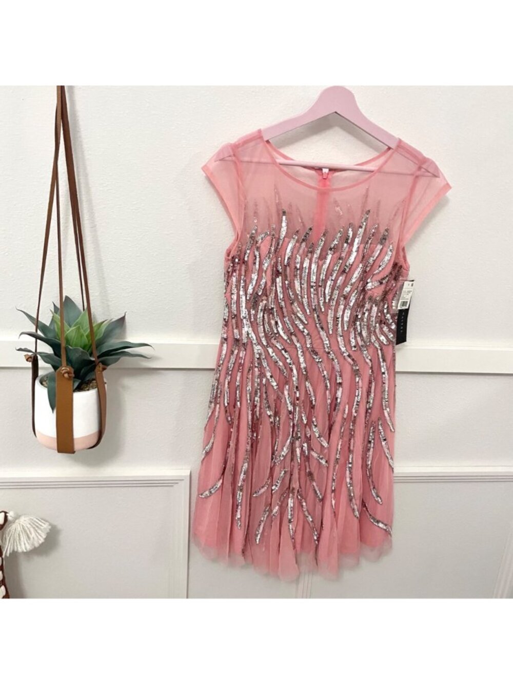 NWT Aidan Mattox Pink Sequin Cap-Sleeve Cocktail Dress Size 8 - Picture 2 of 8